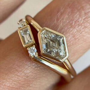 Conjunto de anéis vintage com formato irregular de zircônia