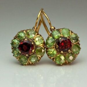 Brincos Vintage Redondos com Cristais Verde e Vermelho