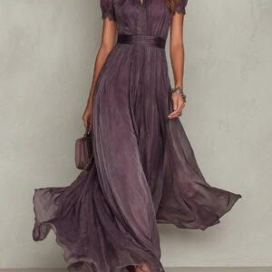 Flavia | Vestido longo roxo com decote em gota e acabamento em renda chiffon