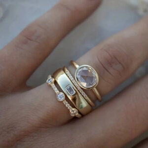 Conjunto de Anéis Vintage em Ouro com Zircônia III