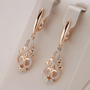Brincos de Elfo Elegantes com Zircônia em Ouro